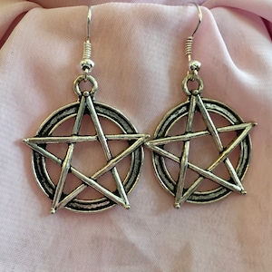Antiqued Silver Pentagram Earrings - Love the elements!