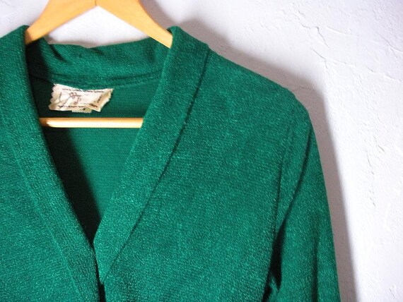 Vintage 70s Kelly Green Terrycloth Knee Length Dr… - image 2