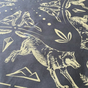 Gray Wolf Bandana/Handkerchief/Mask/Face Covering Wolves Wildlife Men's & Women's Classic Paisley Inspired 100% Cotton image 3