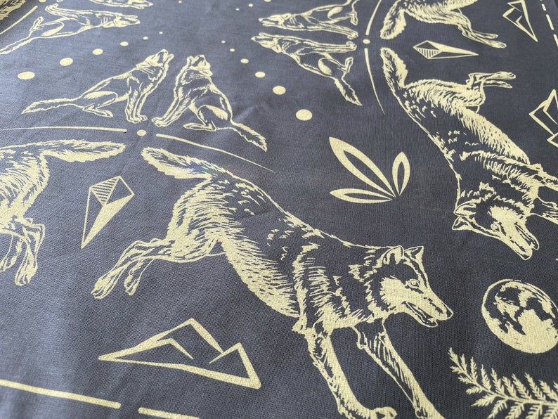 Gray Wolf Bandana/Handkerchief/Mask/Face Covering Wolves Wildlife Men's & Women's Classic Paisley Inspired 100% Cotton image 3