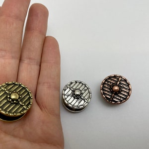 Große Lochperle für Bärte, Dreadlocks, Paracord oder Schmuckherstellung. Runder Schild in Silber, Kupfer oder Bronze. Bartperlen