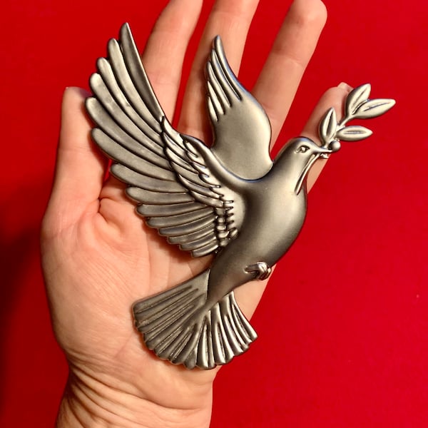 Metal dove flying dove peace love decoration