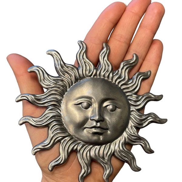 Metal Sun with face