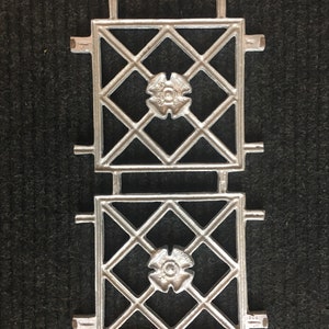9x17 Aluminum rectangular panel with flower