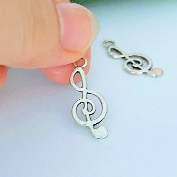 10 Antique Silver Musical Note Charms Pendants double sided 26x10mm BA102
