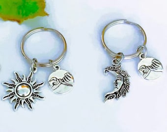 SALE - Set of 2 Sun and Moon Keychain, Pinky Promise Keychain, Friendship Keychain, Bff Keychain, Sister, Christmas Gift.