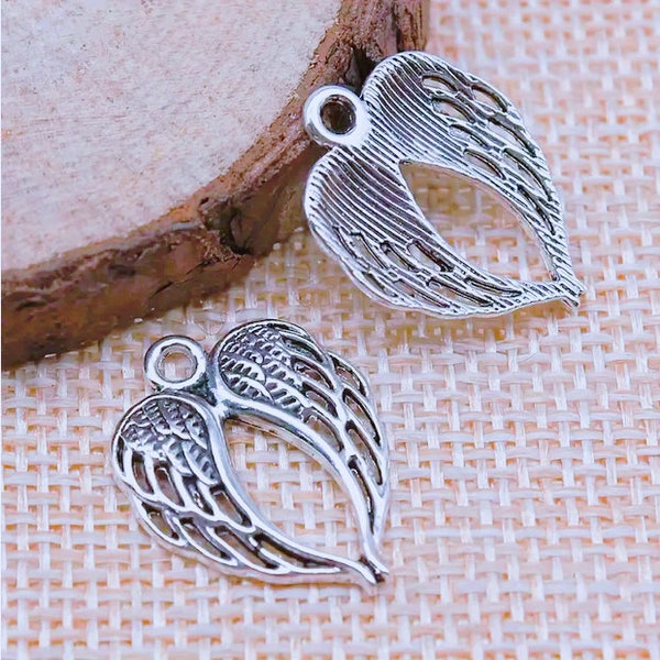 10x Antique Silver Plated Angel Wing Pendant Charms. 22x18mm