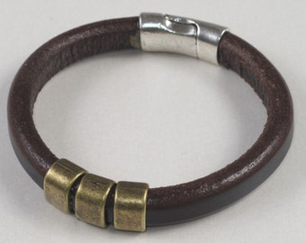 Handmade leather bracelet - Unisex