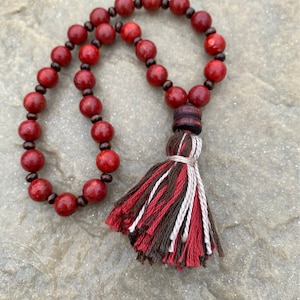 pocket mala 27 beads hand held small Japa quarter mala religious gift yoga meditation mens women&#39;s coral mala gift for her him friend