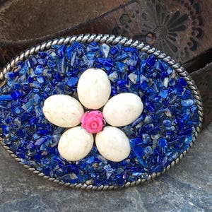 Sodalite Stone Belt Buckle: White Stone Flower, Pink Rose