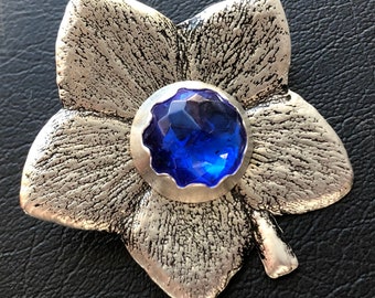 Moderist Pewter brooch KK Tenn Sweden Leaf Shape// Vintage pewter pin brooch  // 70s blue crystal brooch
