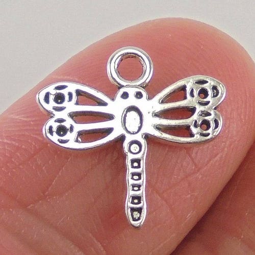 #4623 Free Ship 55 pcs Antique silver round dragonfly charms 19x15mm 