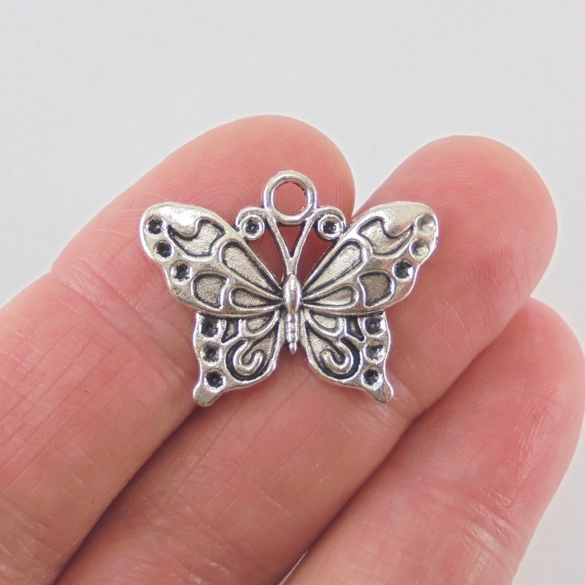 7 Monarch Butterfly charms 25x19mm antique silver finish Etsy