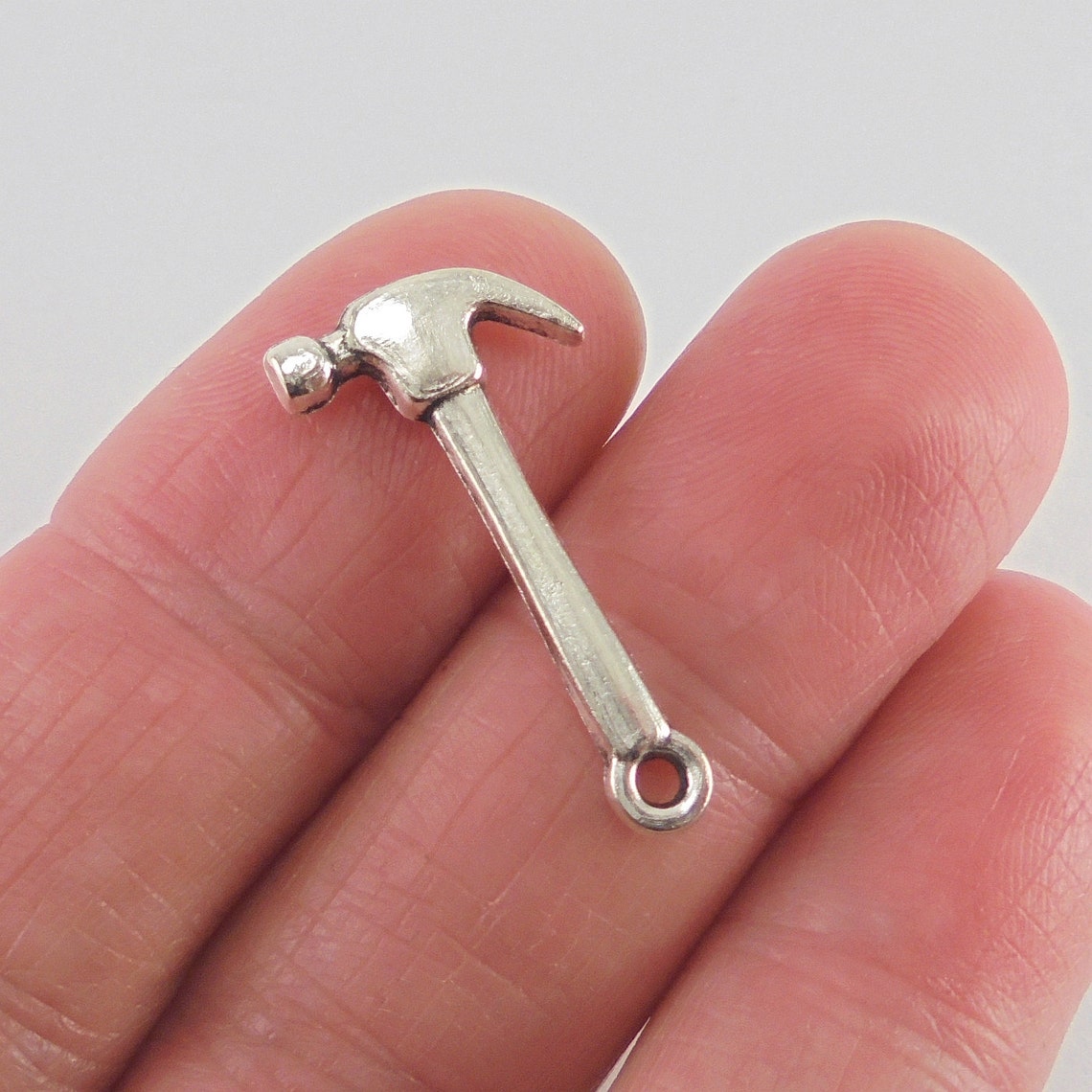 8 Hammer Charms 20x13mm Antique Silver Finish Etsy