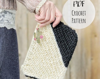 Kelsi Clutch Crochet Pattern - Two-Tone Ribbed Wristlet (PDF Pattern)