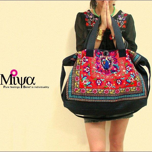 Miya's Original Ethnic Hmong Embroidered Shoulderbag - Red Lover