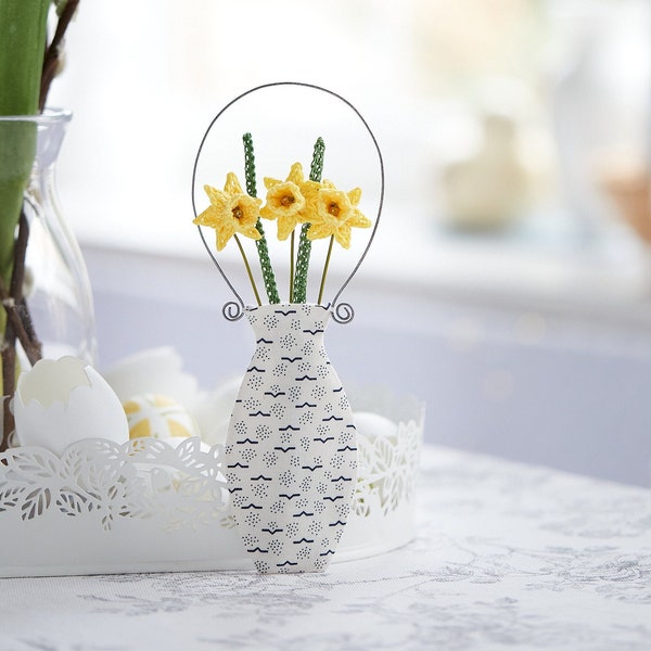Yellow daffodils in a fabric vase, miniature crochet narcissi, mini faux flowers, spring home decoration, mothers day gift, Easter ornament