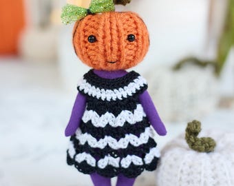 Handmade Pumpkin Doll: Halloween Decoration, Autumn Ornament, removable dress