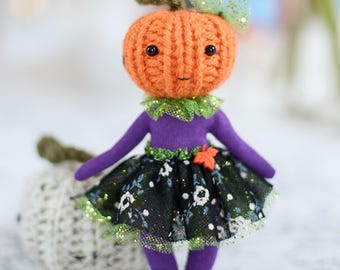 Handmade Pumpkin Doll: Halloween Decoration, Autumn Ornament