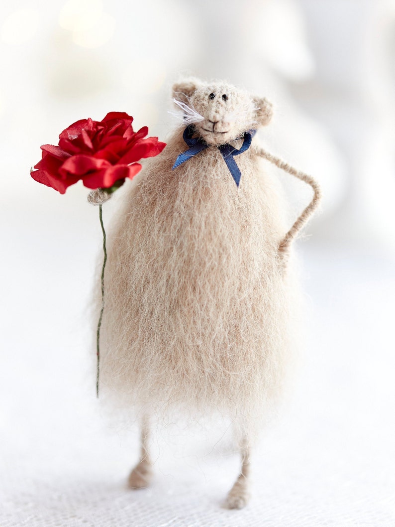 Knitted Mouse Rat With Red Rose Valentine's Day Gift Idea Etsy