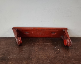 Red Metal Statler Paper Towel Holder