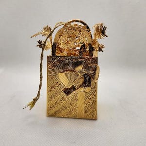 Danbury Mint Collectible Gift Bag Ornament