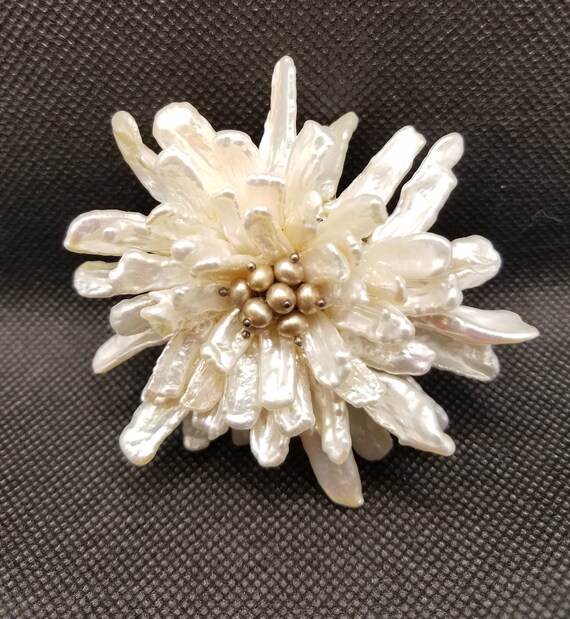 Handmade Biwa Keshi Pearl Chrysanthemum Brooch - image 1