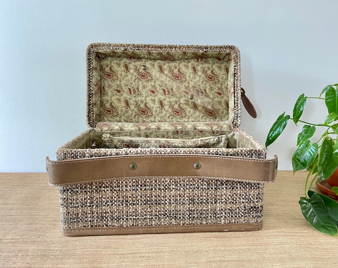 Vintage Hartmann Tweed and Leather Train Case Brass Accents With