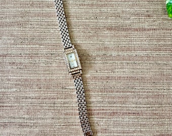 Vintage EJ Quartz Ladies Rhinestone Watch - Gold Tone - Link Bracelet Style