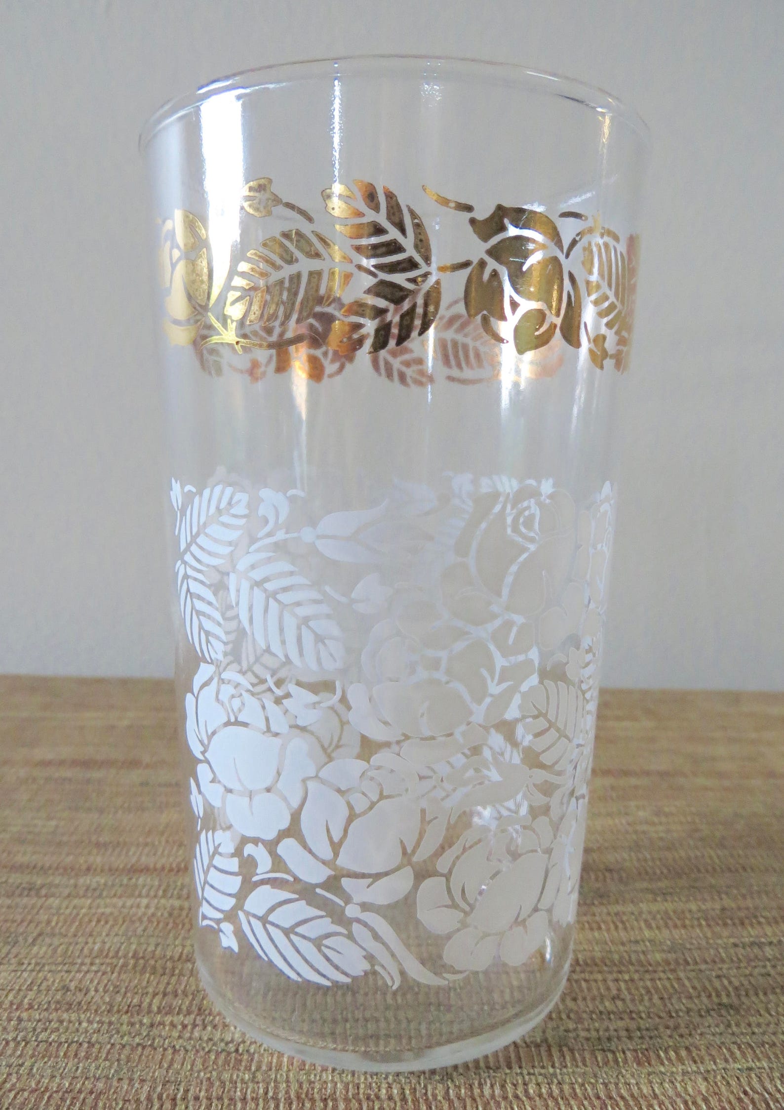 Vintage Floral White and Gold Embossed Glasses Set of 4 Etsy