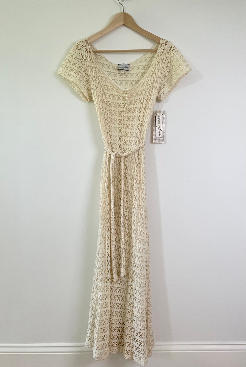 Vintage Cream Maxi Cutwork Dress with Scoop Neck and Cap Sleeves Breakin Loose Size 9/10 NWT Boho Dress image 2