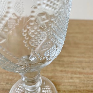 Gobelets deau en verre pressé Avon vintage Ensemble de 4 Heart & Diamond Fostoria Loving Cup image 9