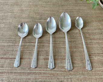 Vintage Wm A Rogers Sectional Oneida Ltd. Flatware - Lido Pattern
