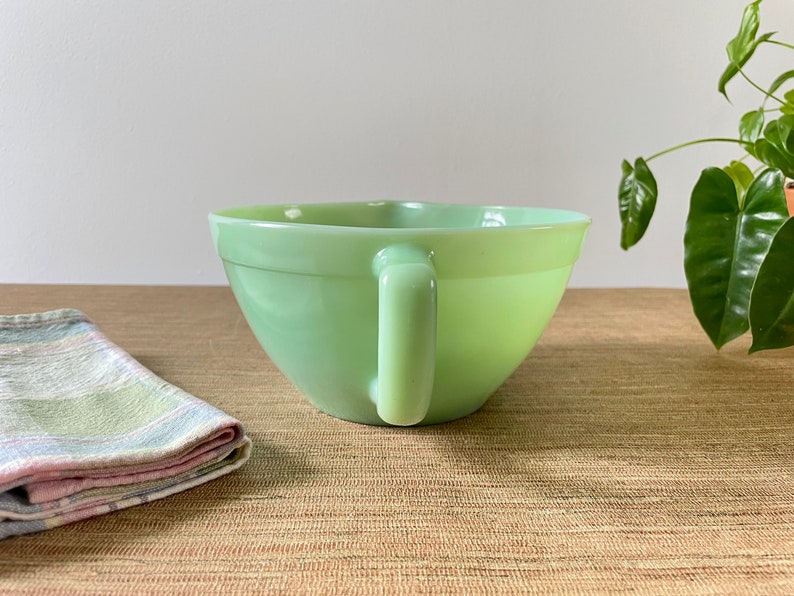 Vintage Jadeite Fire King Oven Ware Mixing Bowl With Handle Etsy