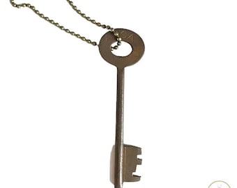 Simple Antique Skeleton Key Necklace - Vintage Boho Necklace, Pendant Necklace