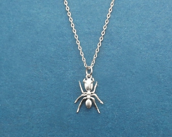 Ant necklace, Insect necklace, Ant Jewelry, Ant gift, Cute necklace, Gold necklace, Silver necklace, Gift ideas, Gift for women