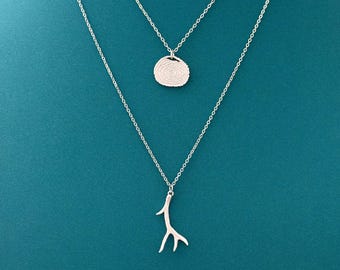 Silver Tree Ring and Antler Necklace Set, Silver Layered Woodland Necklace Set, Nature Inspired Pendant Necklace, Dainty Jewelry Gift