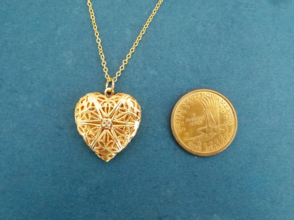 Gold Heart Locket Necklace Photo Necklace Anne and Diana Etsy