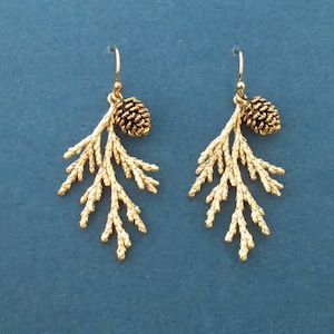 Pendientes de bosque, pendientes de gancho chapados en oro/plata de ley/oro rosa, pendientes de pino, pendientes de piña, regalo de San Valentín