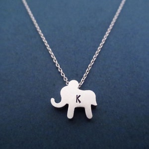 Moderno, Delicado, Personalizado, Carta, Inicial, Elefante, Prata, Colar, Dumbo, Animal, Colar, Personalizado, Carimbado à mão, Presente, Joias