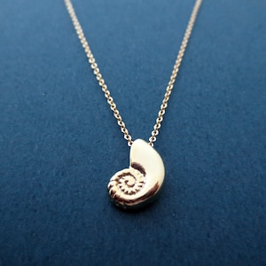 Ariel voice necklace, Seashell necklace, Gold necklace, Mermaid necklace, Birthday present, Valentine&#39;s day present, Graduation present