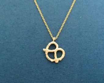 Pretty pretzel necklace, Gold charm necklace, Birthday snack necklace, Best Friend gift necklace, Sister gift necklace