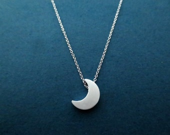 Crescent moon necklace Half moon necklace Silver necklace Simple necklace Pendant necklace Boyfriend gift Girlfriend gift Daughter gift