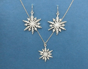Let it snow snowflake necklace, Snowflake Necklace,Christmas Necklace,Snawflake Earrings,Winter Necklace,Snowflake Pendant,Christmas Jewelry