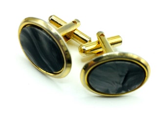 Mid 20th Century Gents Retro Jewellery Accessory 1950s 1960s Gold Tone Metal /& Pearlised Grey Acrylic Oval Centres Vintage Mens Cufflinks