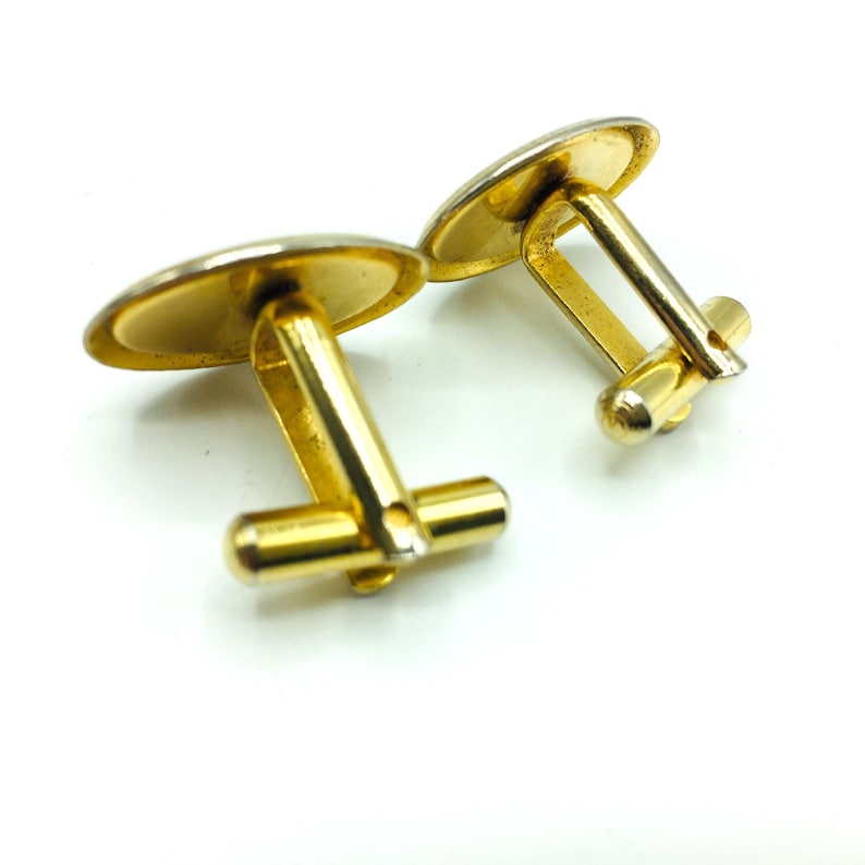 Mid 20th Century Gents Retro Jewellery Accessory 1950s 1960s Gold Tone Metal /& Pearlised Grey Acrylic Oval Centres Vintage Mens Cufflinks