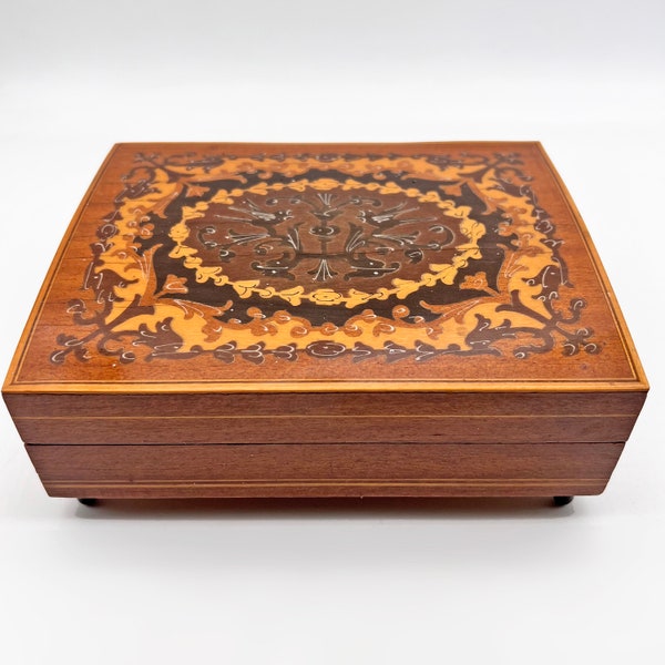 Sorrento Ware Music Box. Italian Wooden Inlay / Marquetry Trinket, Keepsake, Desk, Dressing Table Jewellery Accessory Storage Casket Holder