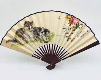 Vintage Chinese Fan. Cat / Kitten Accordion Pleated Paper & Bamboo Wood Folding Chinoiserie Accessory. Collectible Asian Decorative Artifact