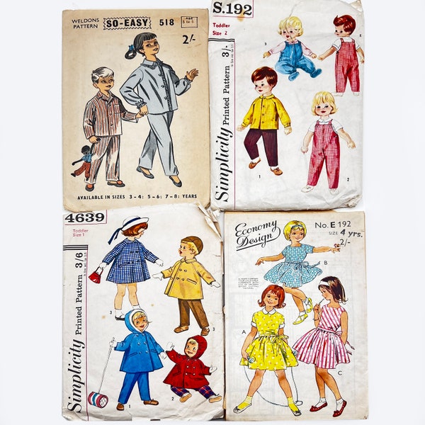 Kinder Schnittmuster Set mit 4 Vintage 1950er 1960er Jahre Schnittmuster Kinder. Mantel Strampler Latzhose Shirt Kleid Pyjamas Spielkleidung