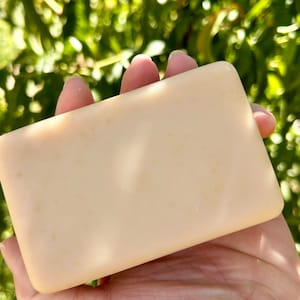 100% Organic Coconut Oil Soap With Fresh Aloe Vera *New Big Bars 6-7oz